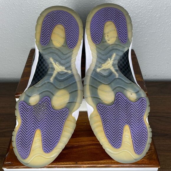 Nike AIR JORDAN 11 RETRO 'CONCORD' 2016 Size 7 Black and White - Picture 9 of 13